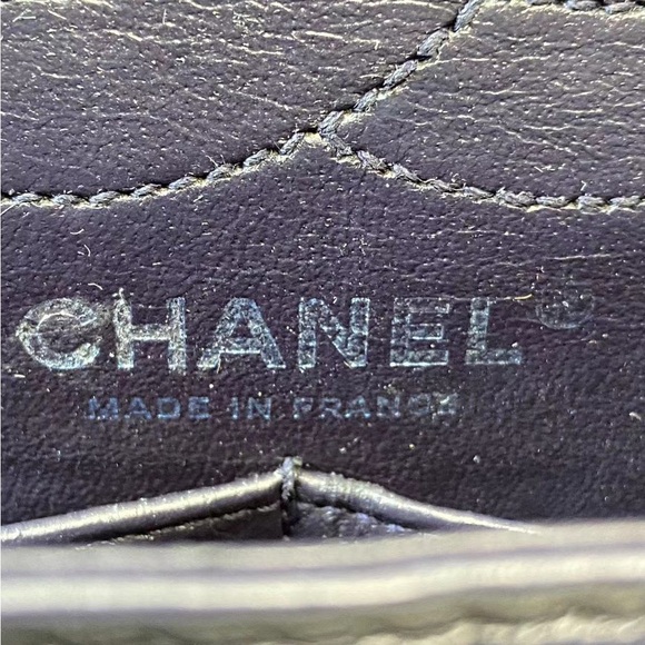 SOLD - CHANEL Dark Blue Crumpled Calfskin Reissue 2.55 226 - Picture 6 of 15